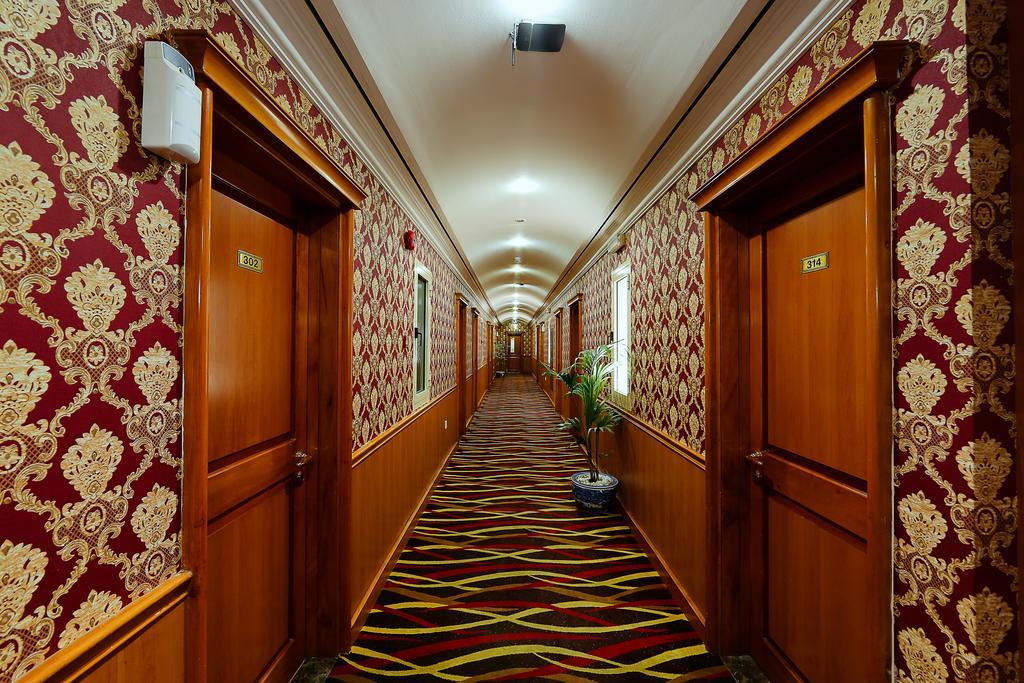 Jonrad Hotel Dubai Esterno foto